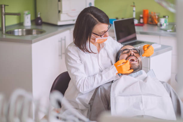 Best Weekend Emergency Dentist in Elmendorf, TX